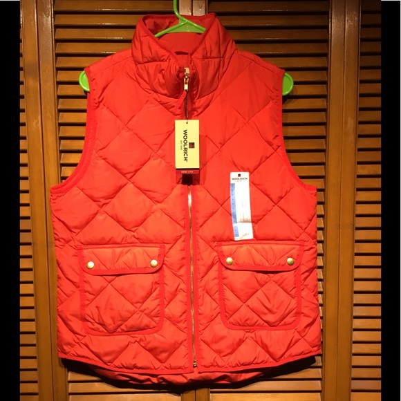 Woolrich Jackets & Blazers - Women’s wool rich large puffer vest NWT